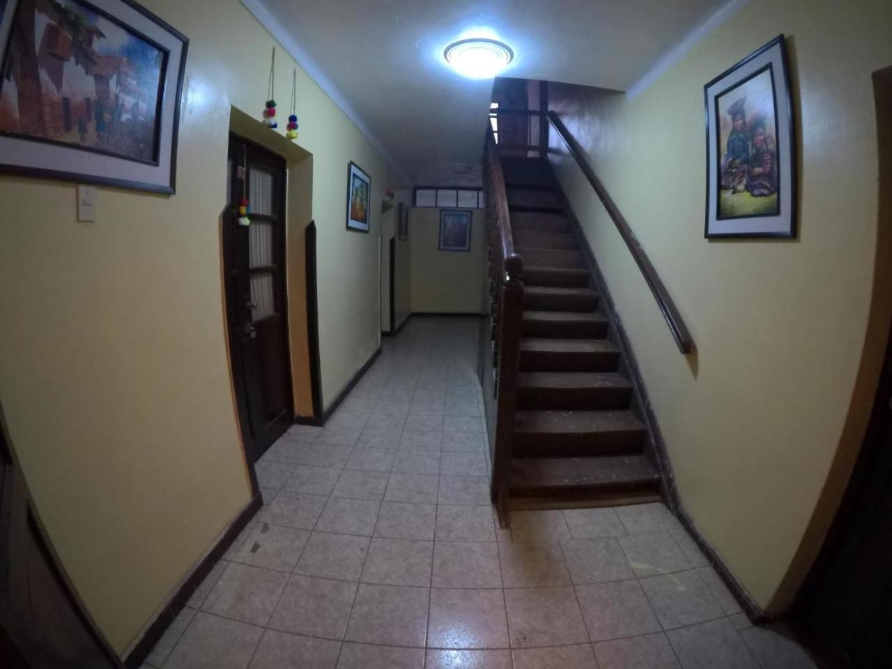 Auquis Ccapac Guest House Cuzco Zewnętrze zdjęcie